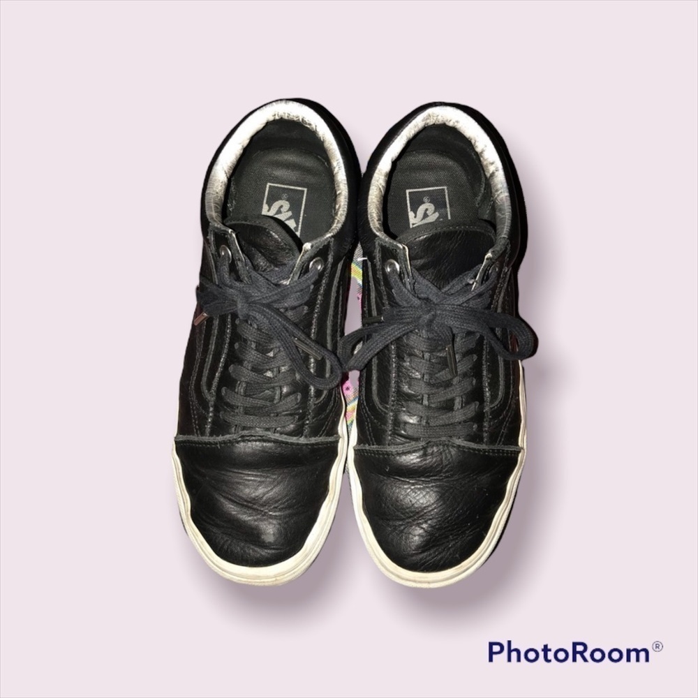 Black leather Vans men’s 8 women’s 9.5